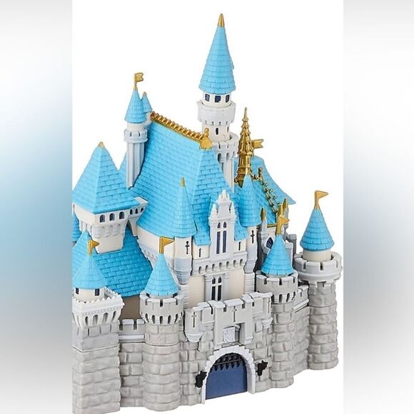 🩵NIB Disney Funko Exclusive 65th Anniversary Mickey & Sleeping Beauty Castle - Picture 4 of 12